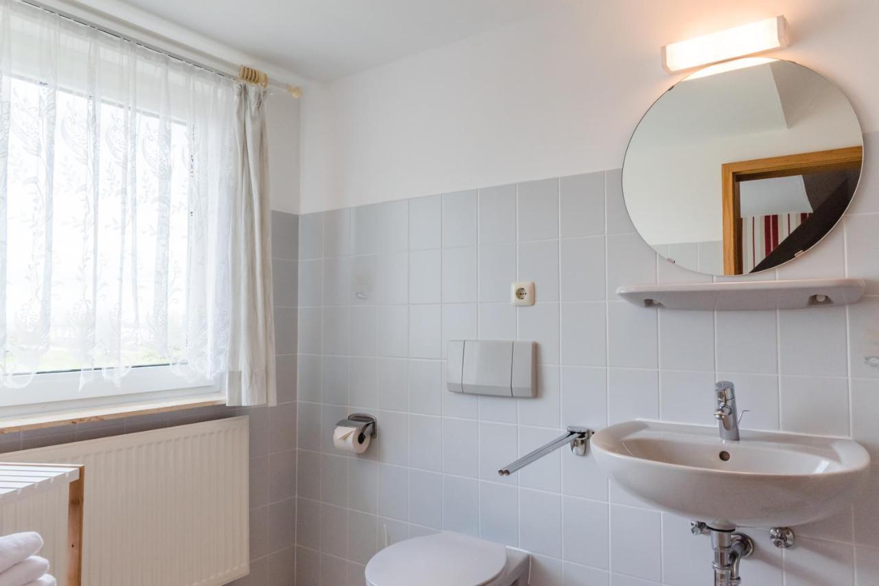 Straendhus Bed&Breakfast Hasselberg  Luaran gambar