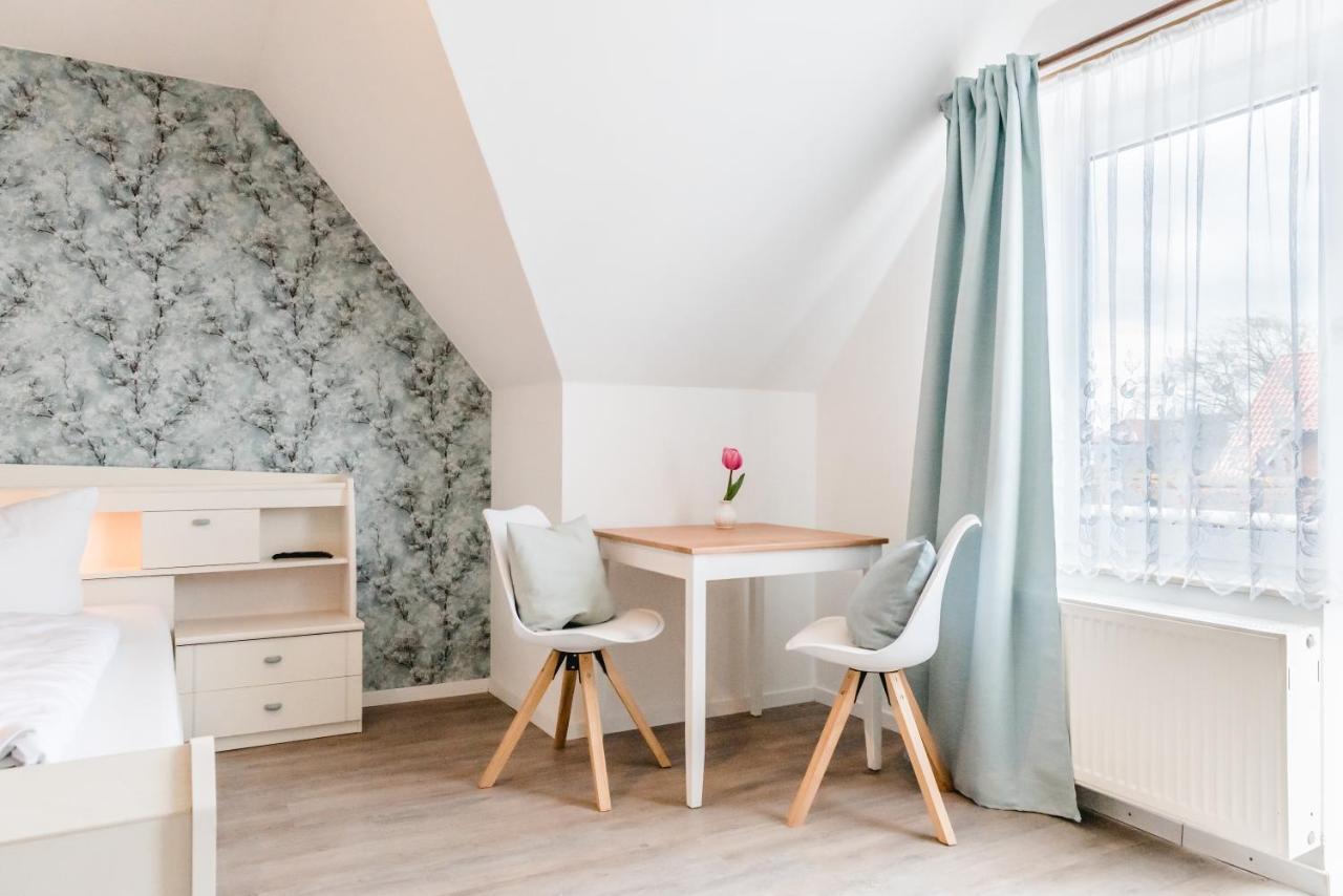 Straendhus Bed&Breakfast Hasselberg  Luaran gambar