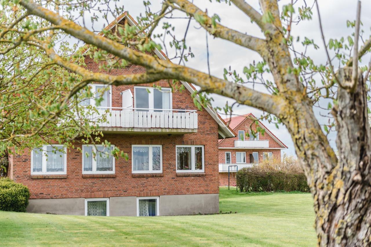 Straendhus Bed&Breakfast Hasselberg  Luaran gambar